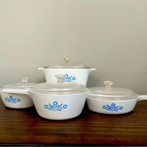 CorningWare Vintage set with lids